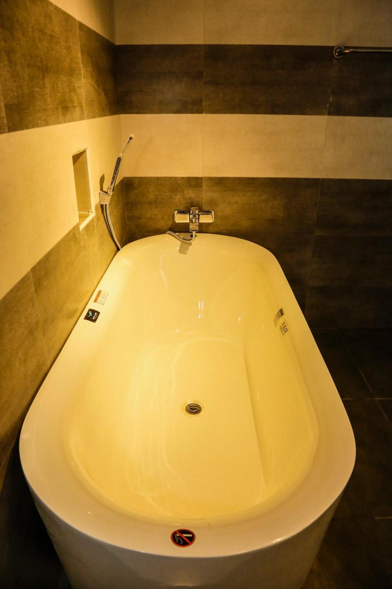 Eden Villa Хикадува Екстериор снимка