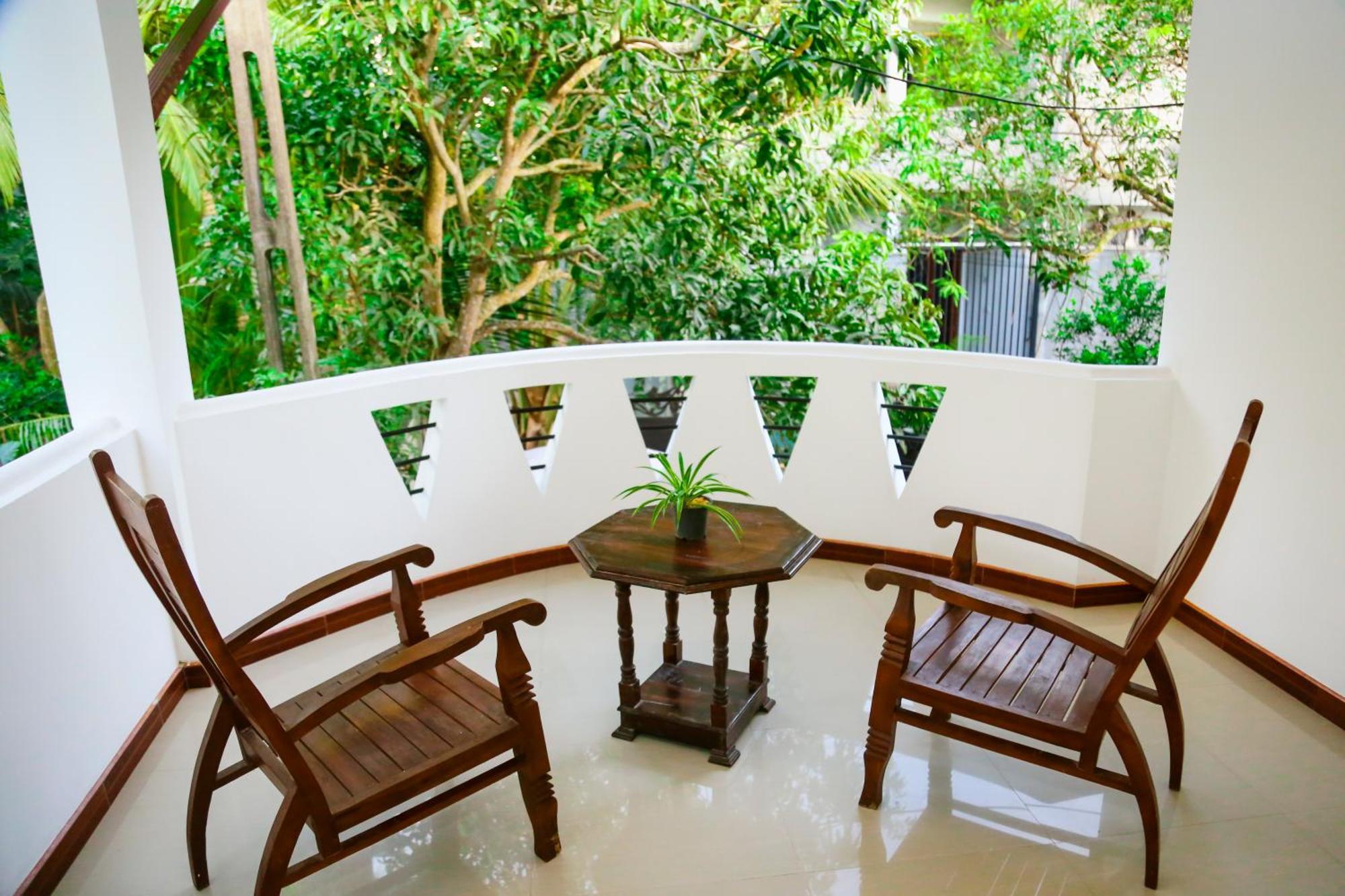 Eden Villa Хикадува Екстериор снимка